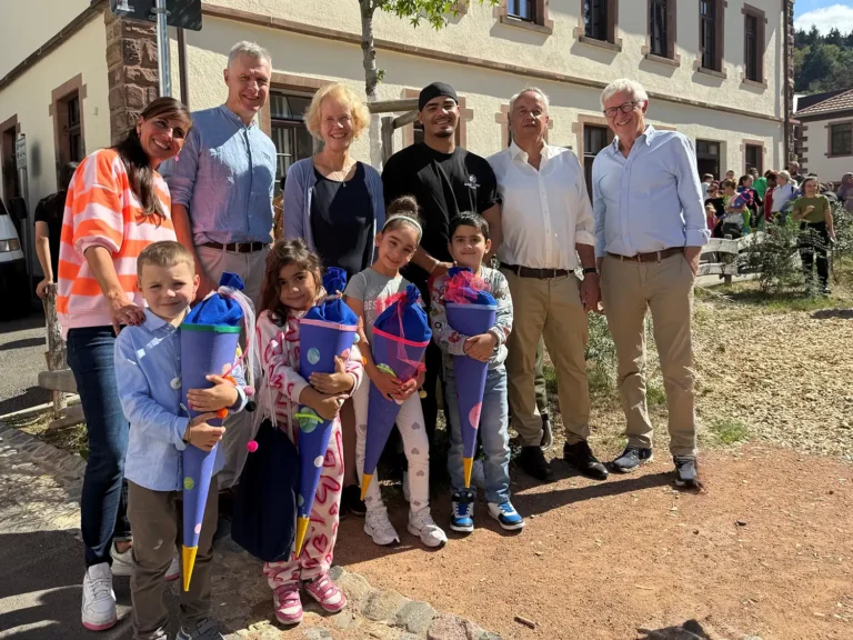 100 Schultüten zum Jubiläum
