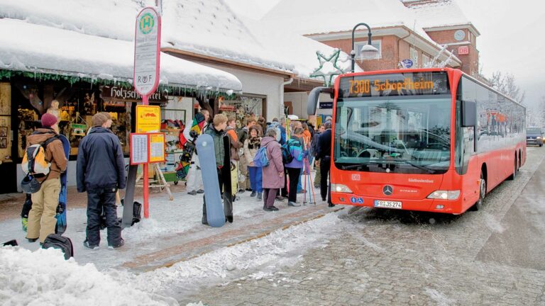 Ab in den Winter mit Bus & Bahn!
