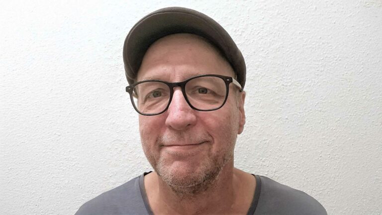 Thomas Gsella: ein Abend über Liebe, Durst & Politik 